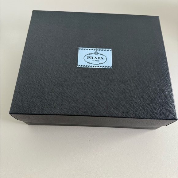 Prada Black Watch Box - Picture 1 of 2